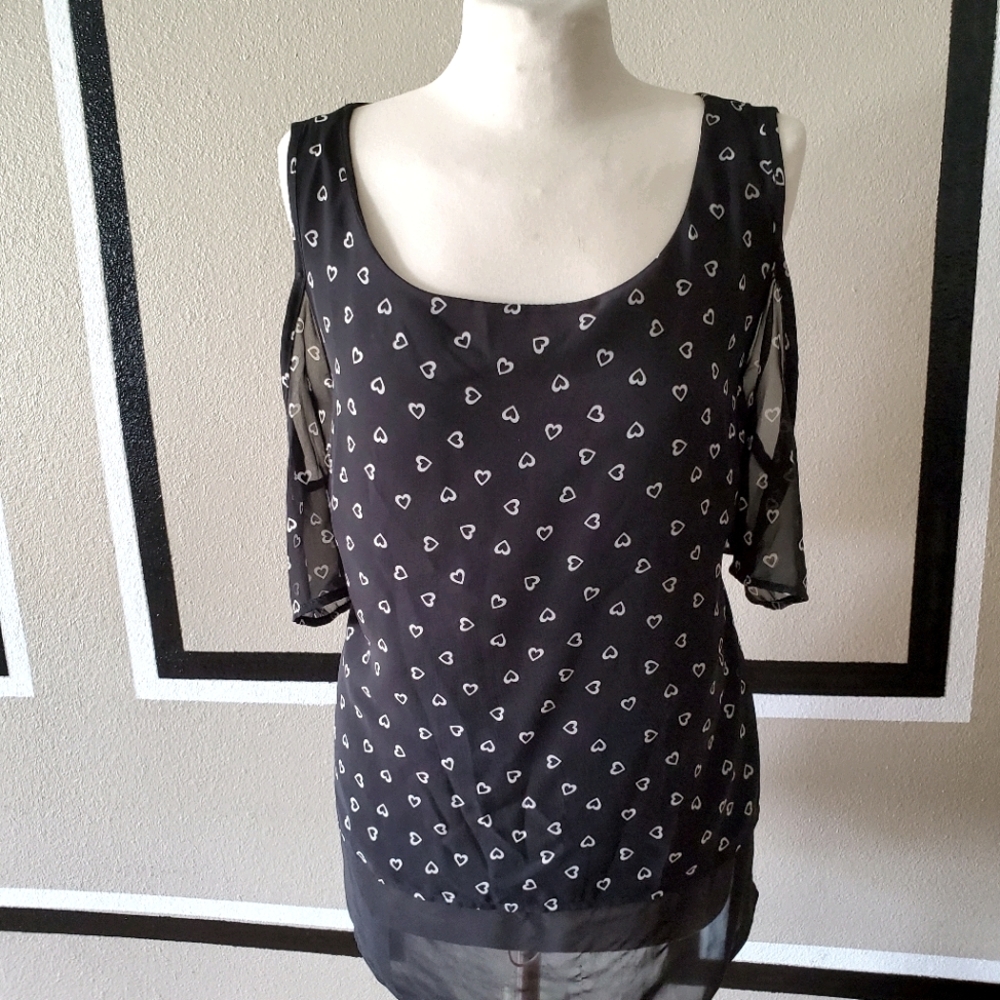 Black sheer peekaboo shoulder blouse w wht hearts